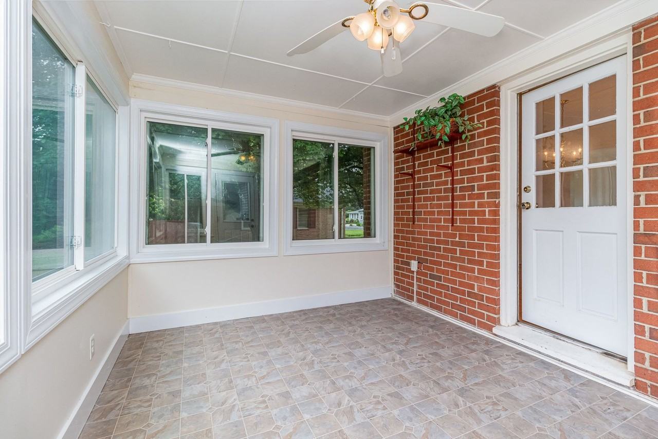 7 Norwood St - Photo 2 of 38