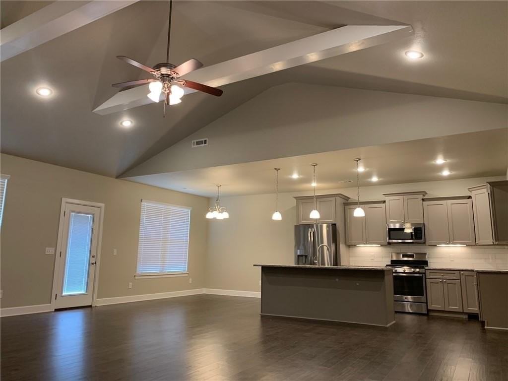 1513 Crestwood Hills Ln - Photo 4 of 15