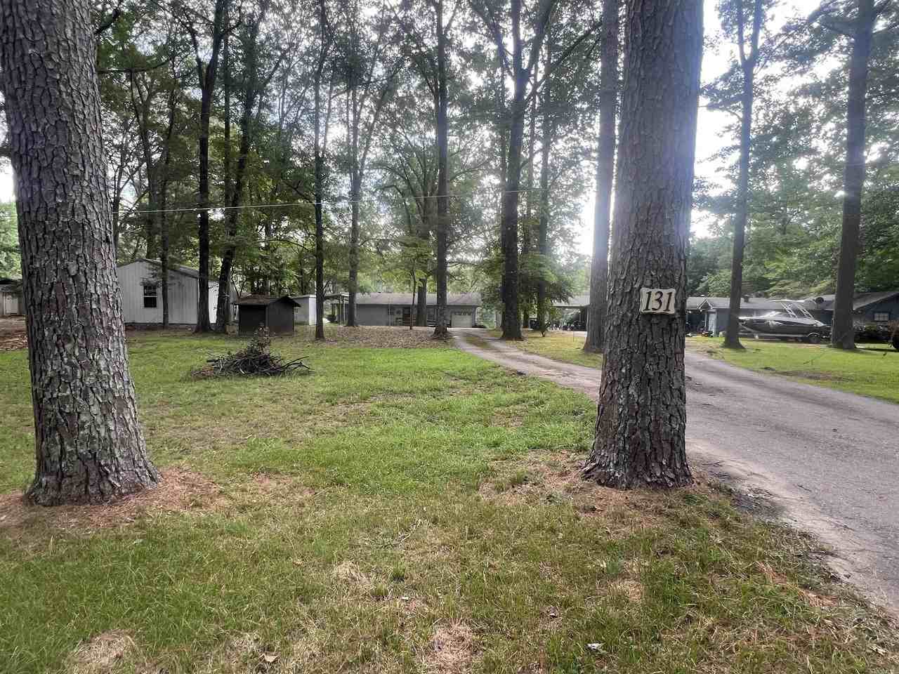 131 Snug Harbor Circle - Photo 3 of 29