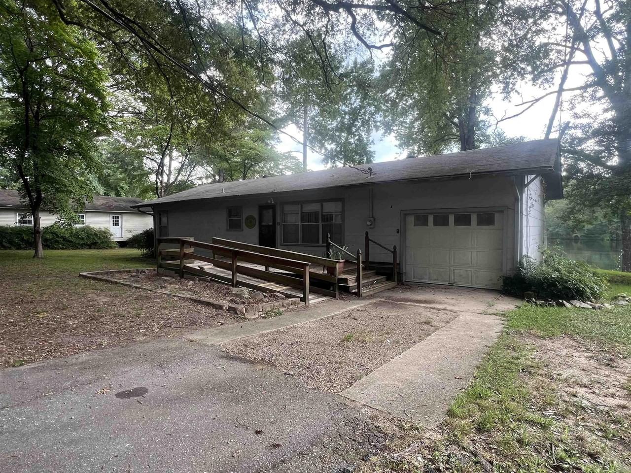 131 Snug Harbor Circle - Photo 6 of 29