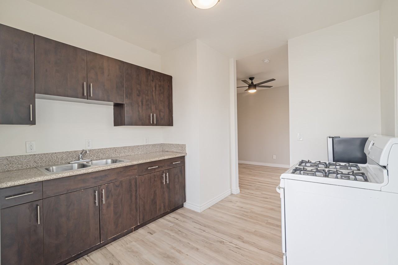 406 North Bixel Street #8 - Photo 2 of 13