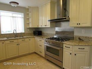 200 N Del Mar Ave - Photo 3 of 16