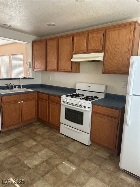 774 Iron Bridge St - Photo 4 of 18