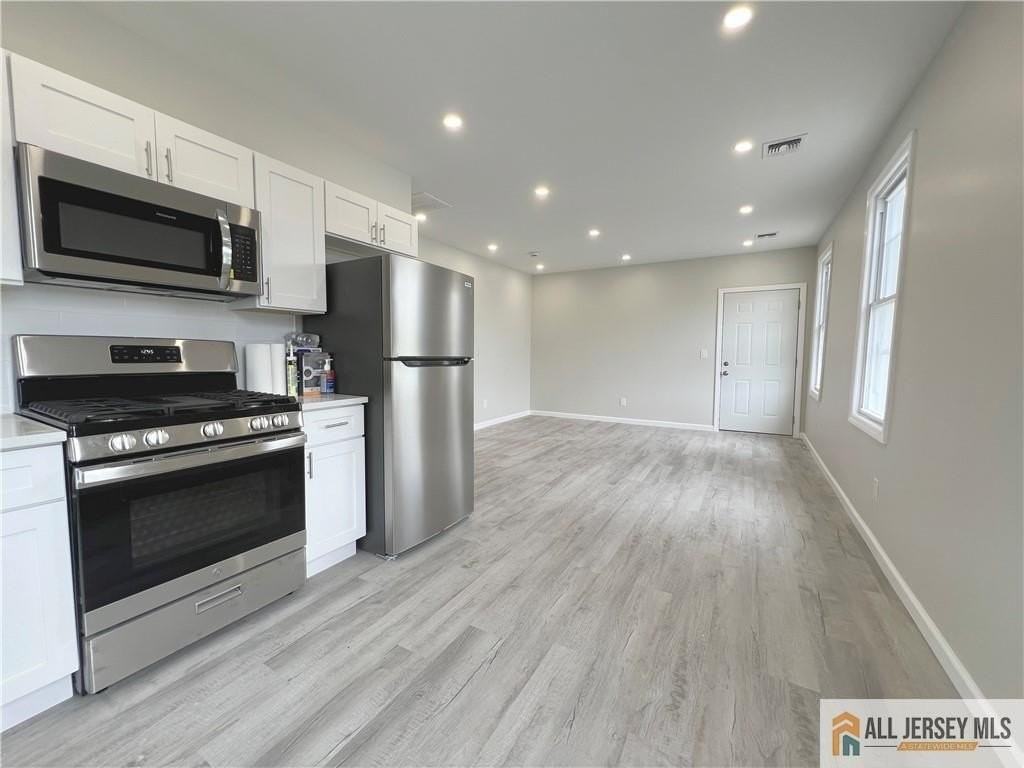 588 Livingston Avenue #2A - Photo 2 of 13