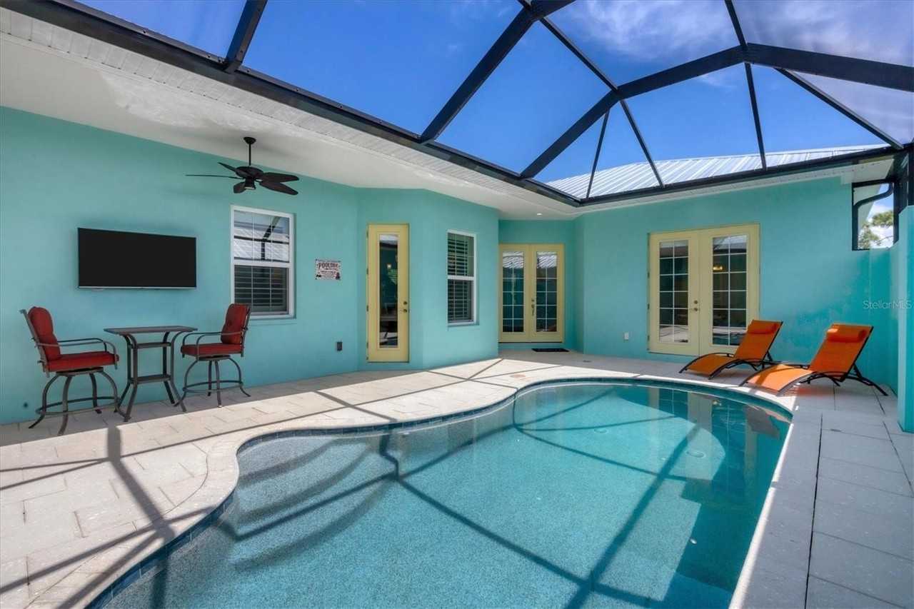 10439 Coquina Ct - Photo 2 of 24