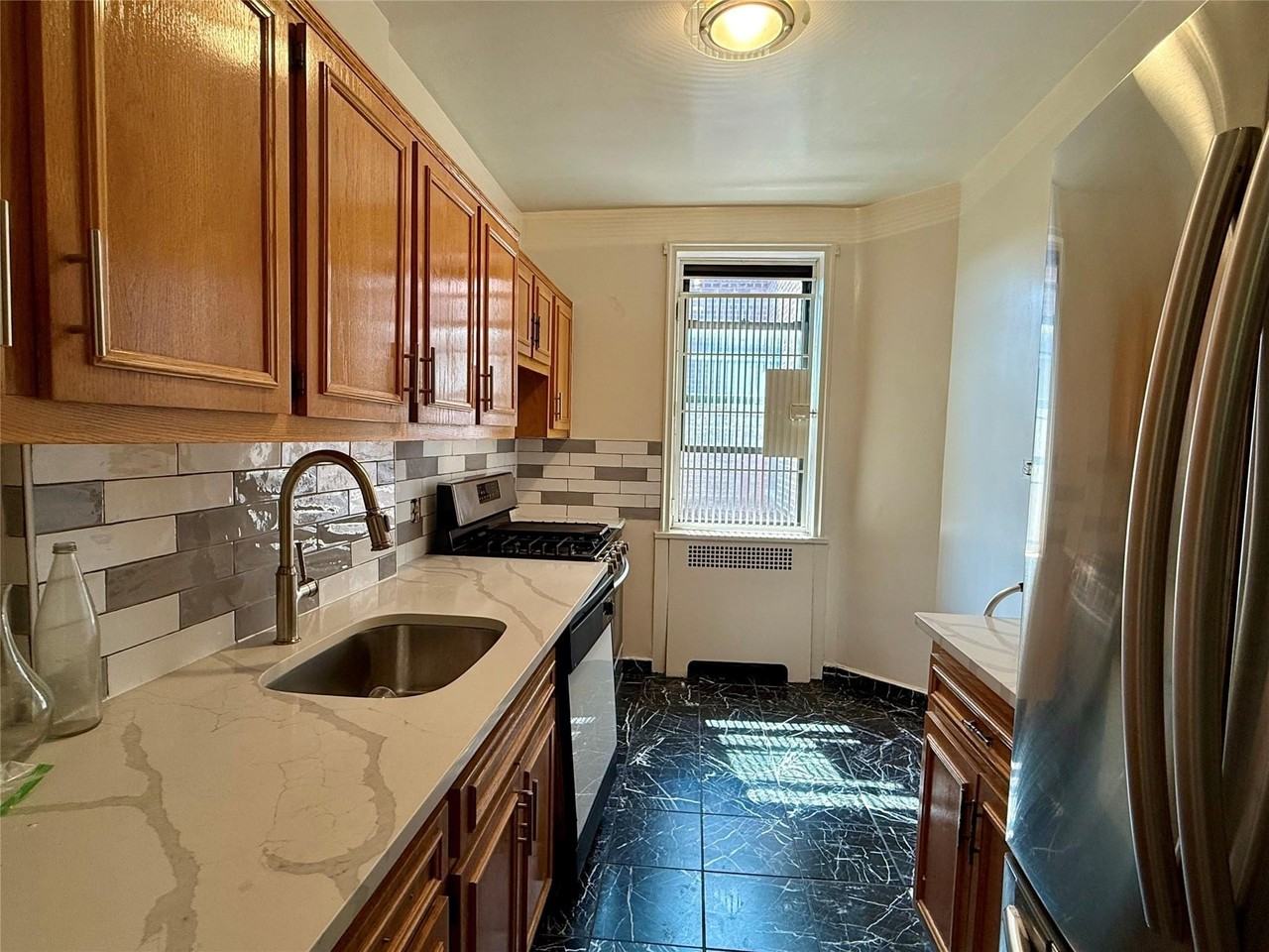 6433 99th St #6H - Photo 6 of 10