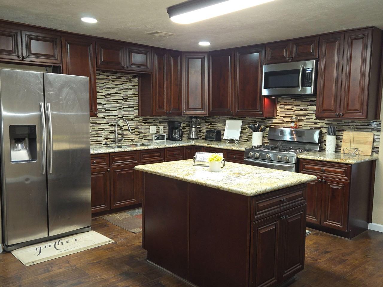 Charlie St - Photo 4 of 25