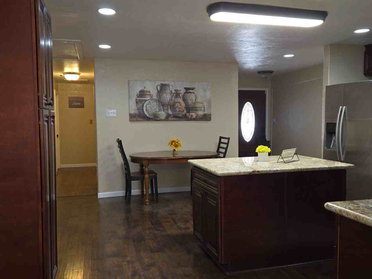 Charlie St - Photo 6 of 25