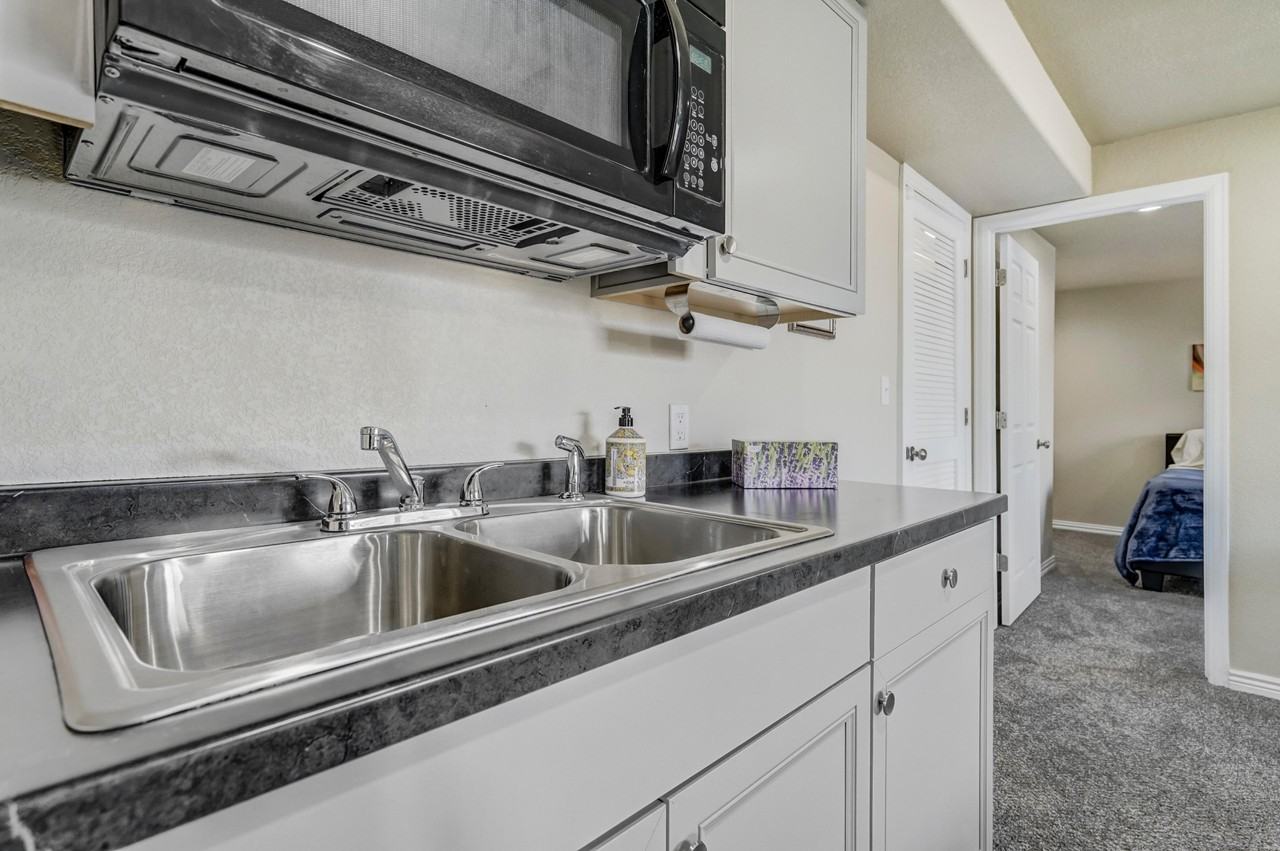 Legend Oak Dr - Photo 3 of 7