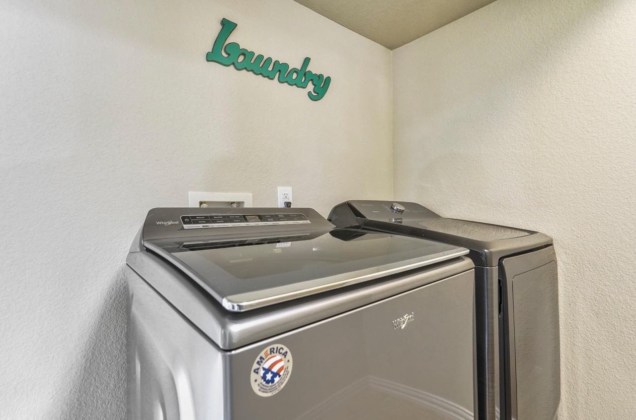 Legend Oak Dr - Photo 4 of 7