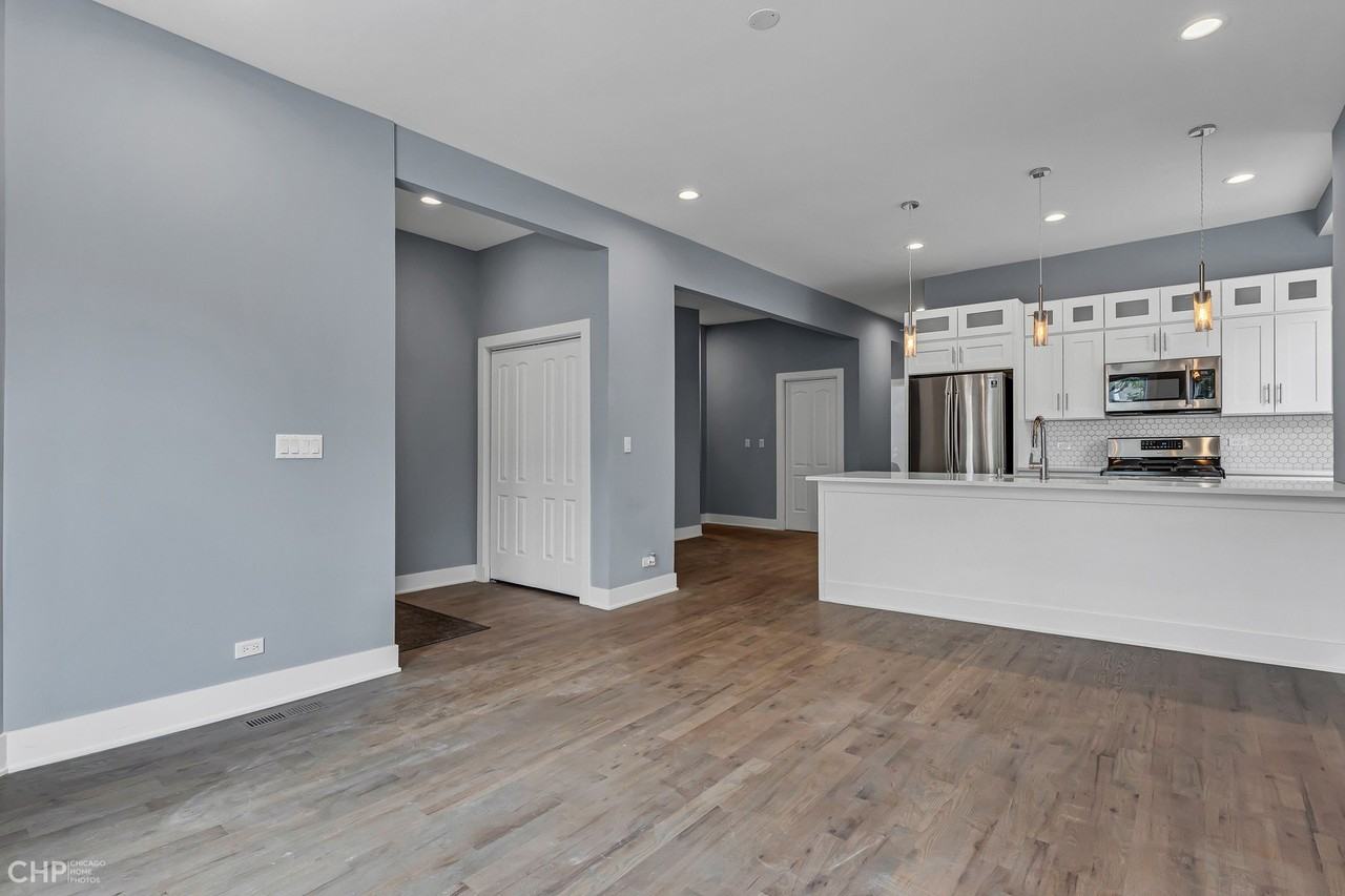 6439 S Maryland Ave #3 - Photo 4 of 11