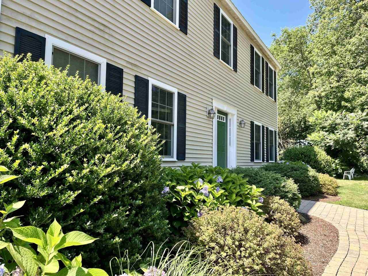 20 Browns Ct - Photo 3 of 34