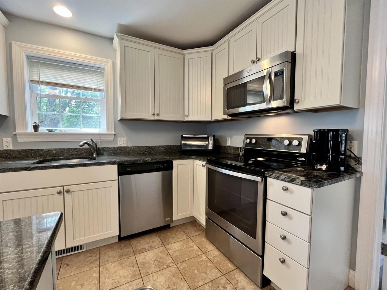 20 Browns Ct - Photo 6 of 34