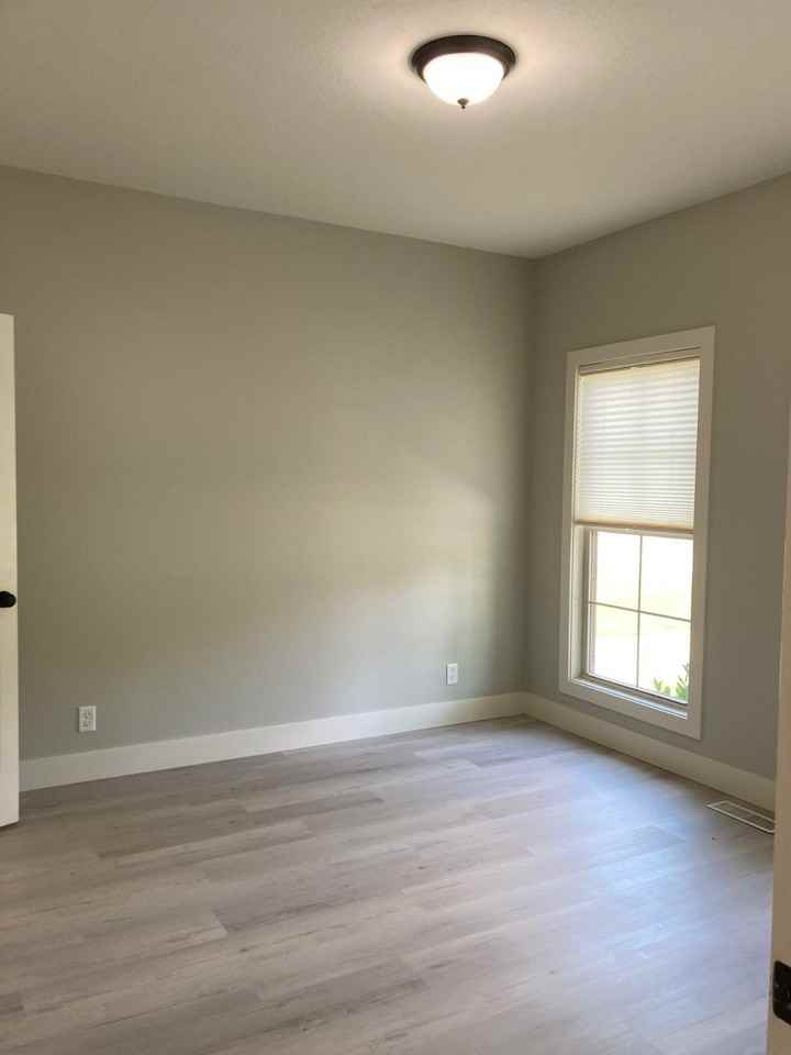 1085 W Melchoir Cir - Photo 4 of 32