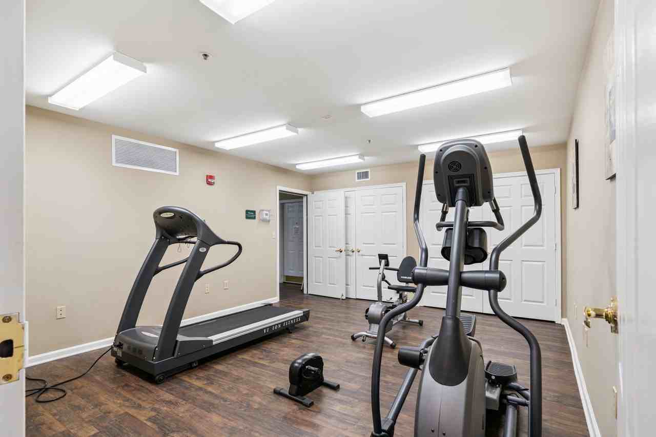 Park View at Taylor - Photo 7 of 14