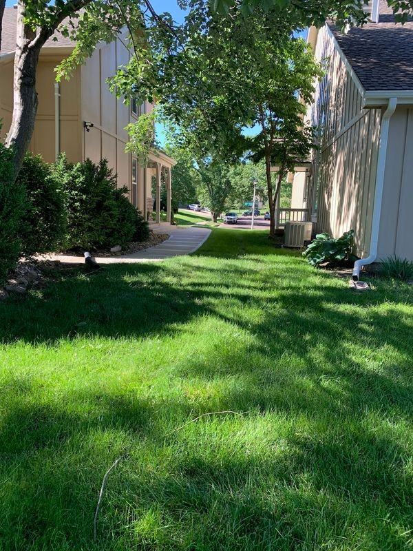 10901 W 115th Ter - Photo 5 of 16