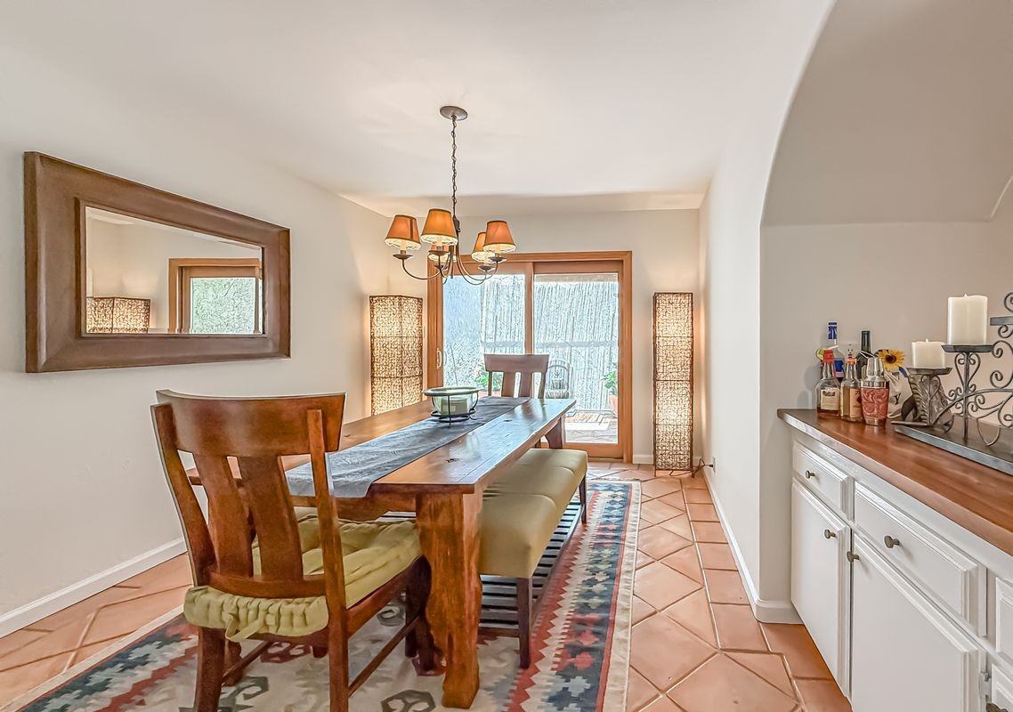 2350 Leeward Cir - Photo 7 of 27