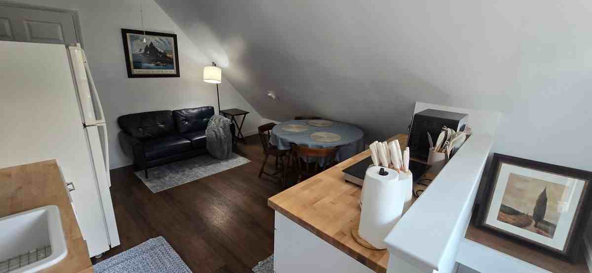 343 Harrison St - Photo 2 of 5