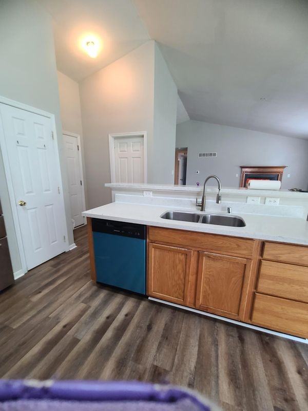 71 London Dr - Photo 3 of 3