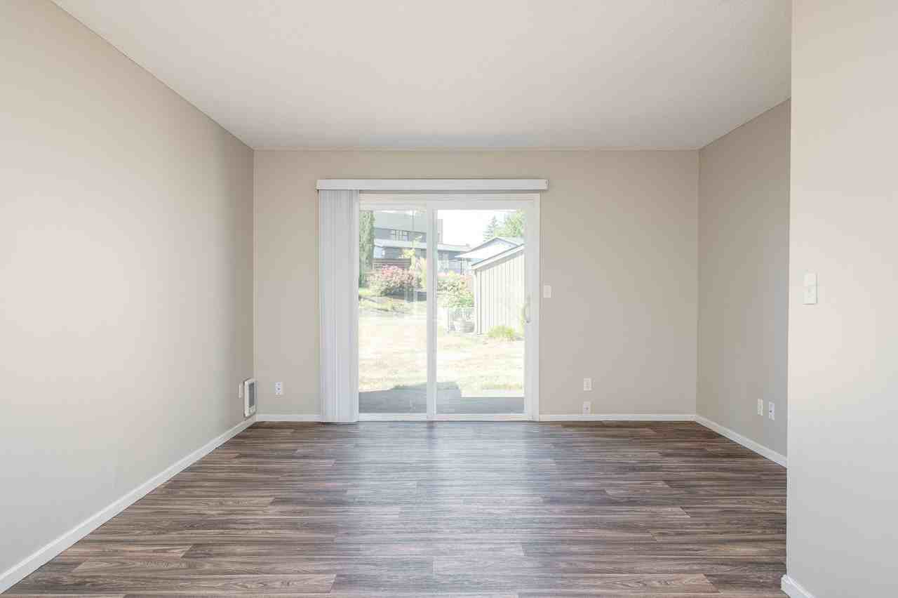 The Jax - Photo 3 of 33