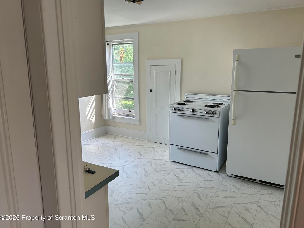 344 Church Street - Photo 6 of 16