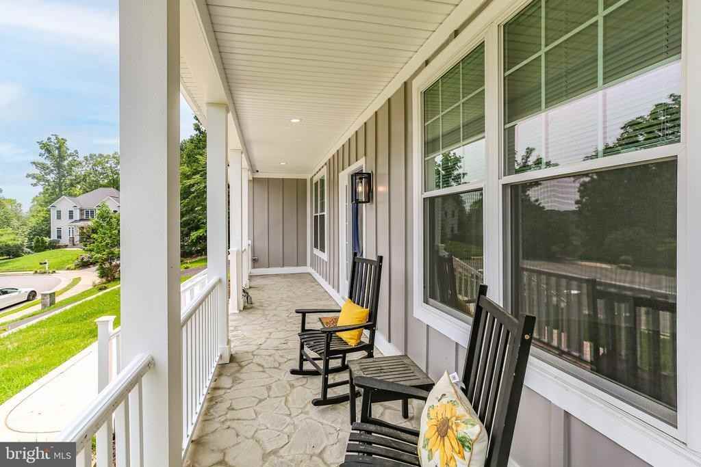 10302 Laurel Ridge Way - Photo 7 of 50