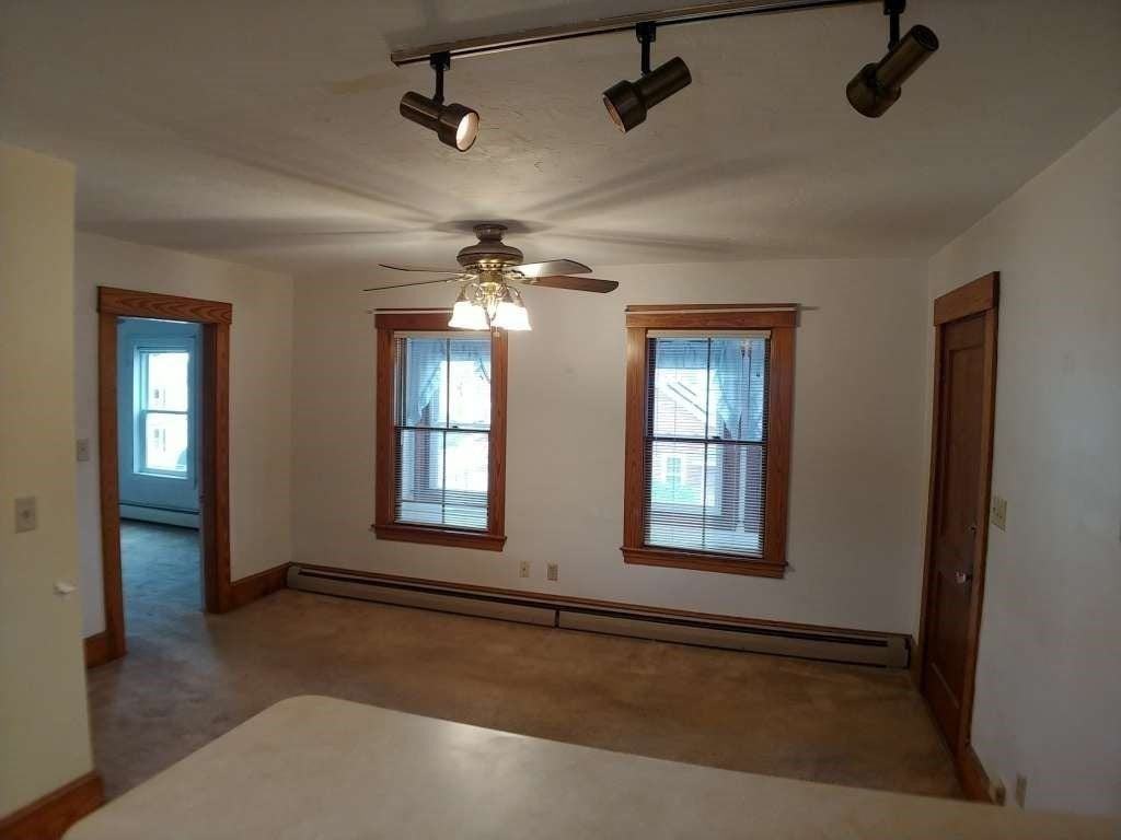 42 Sumner St - Photo 7 of 22