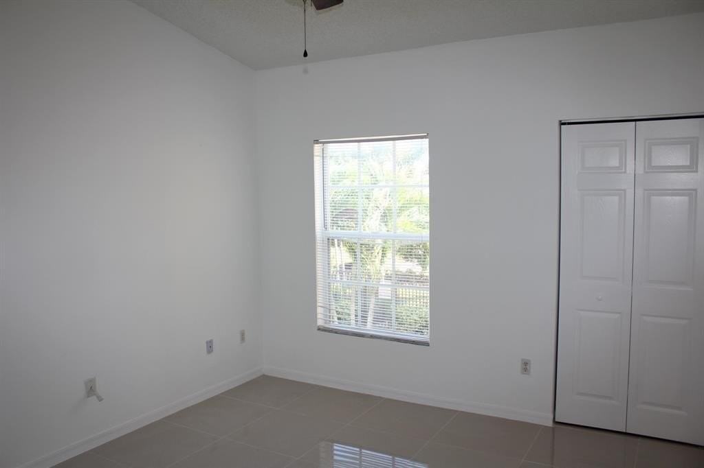 10348 Fox Trail Rd S - Photo 4 of 14