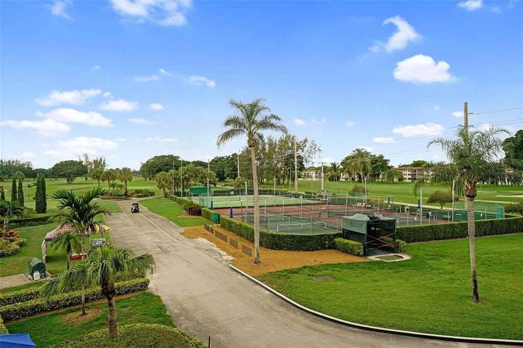 361 S Hollybrook Dr - Photo 3 of 50