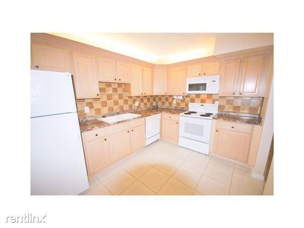 racquet club - Photo 2 of 3