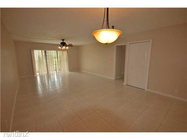 racquet club - Photo 3 of 3