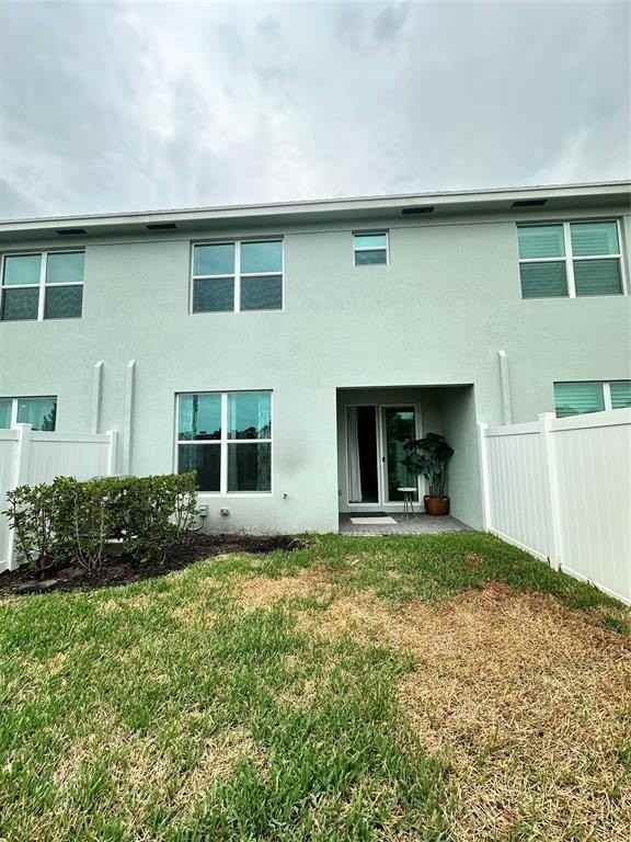 4182 Lagoon Shore Dr - Photo 4 of 34