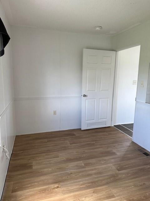 136 Orange St - Photo 5 of 12