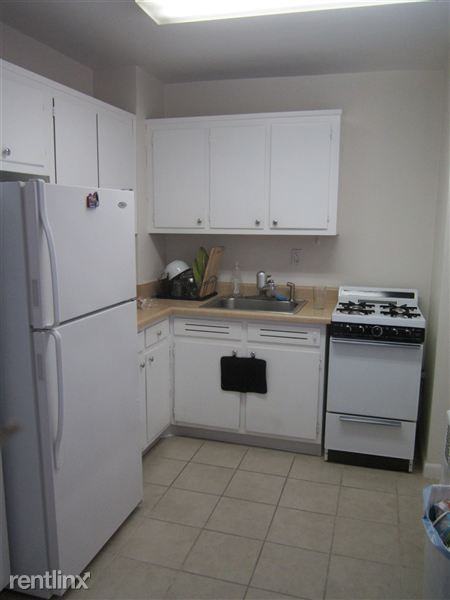 700 Summer Street - Photo 2 of 6