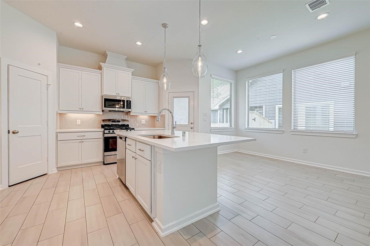 580 Long Leaf Pine Dr - Photo 7 of 26