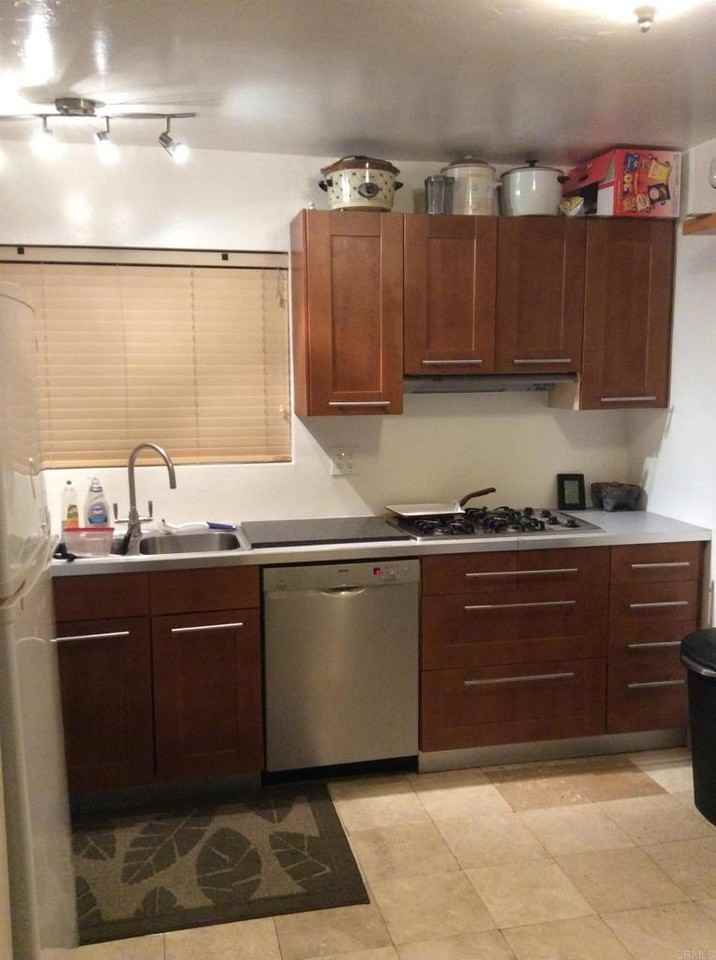 8635 Mellmanor Dr ##C - Photo 4 of 10