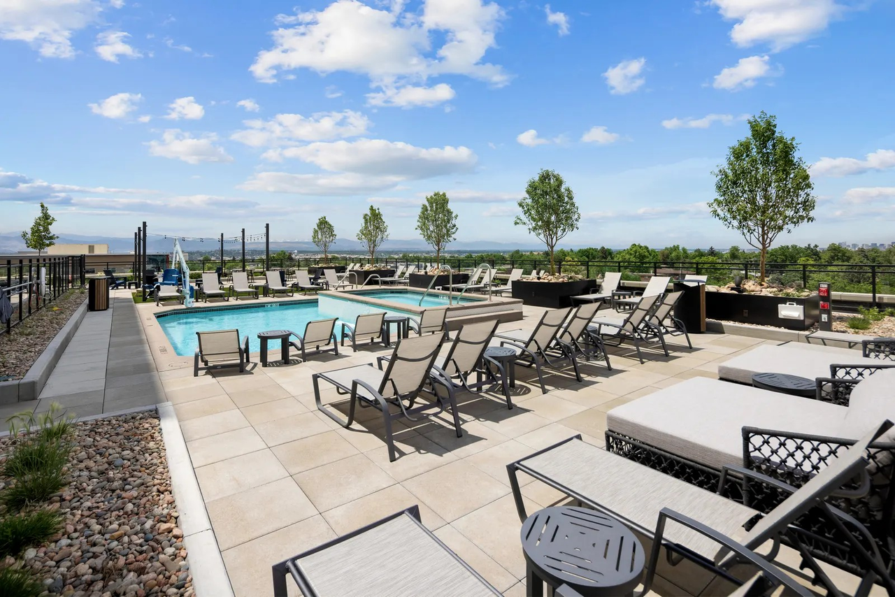 The Emerson - Photo 5 of 12