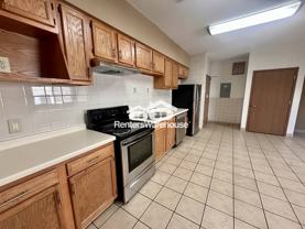 918 17th Ave Se Apt 101 - Photo 1 of 1