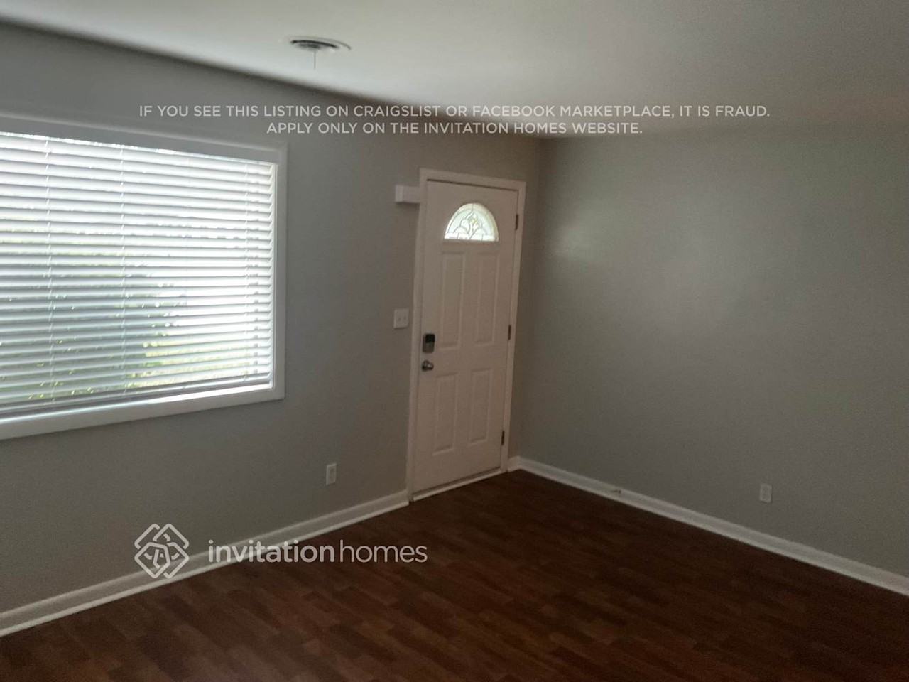 4138 Lane Ave S - Photo 2 of 21