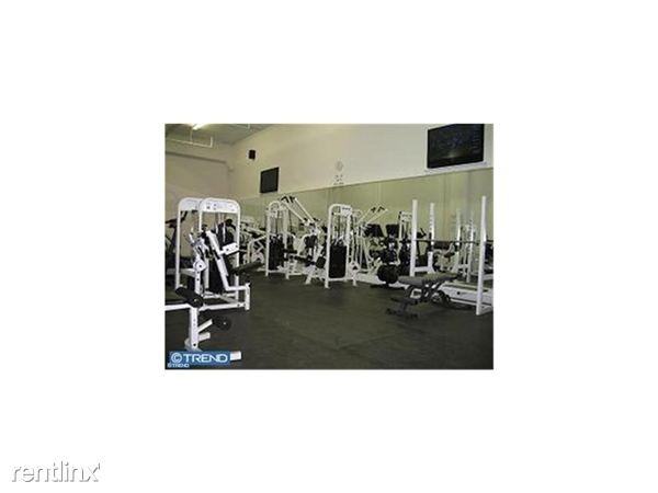 2200 Arch St - Photo 2 of 12