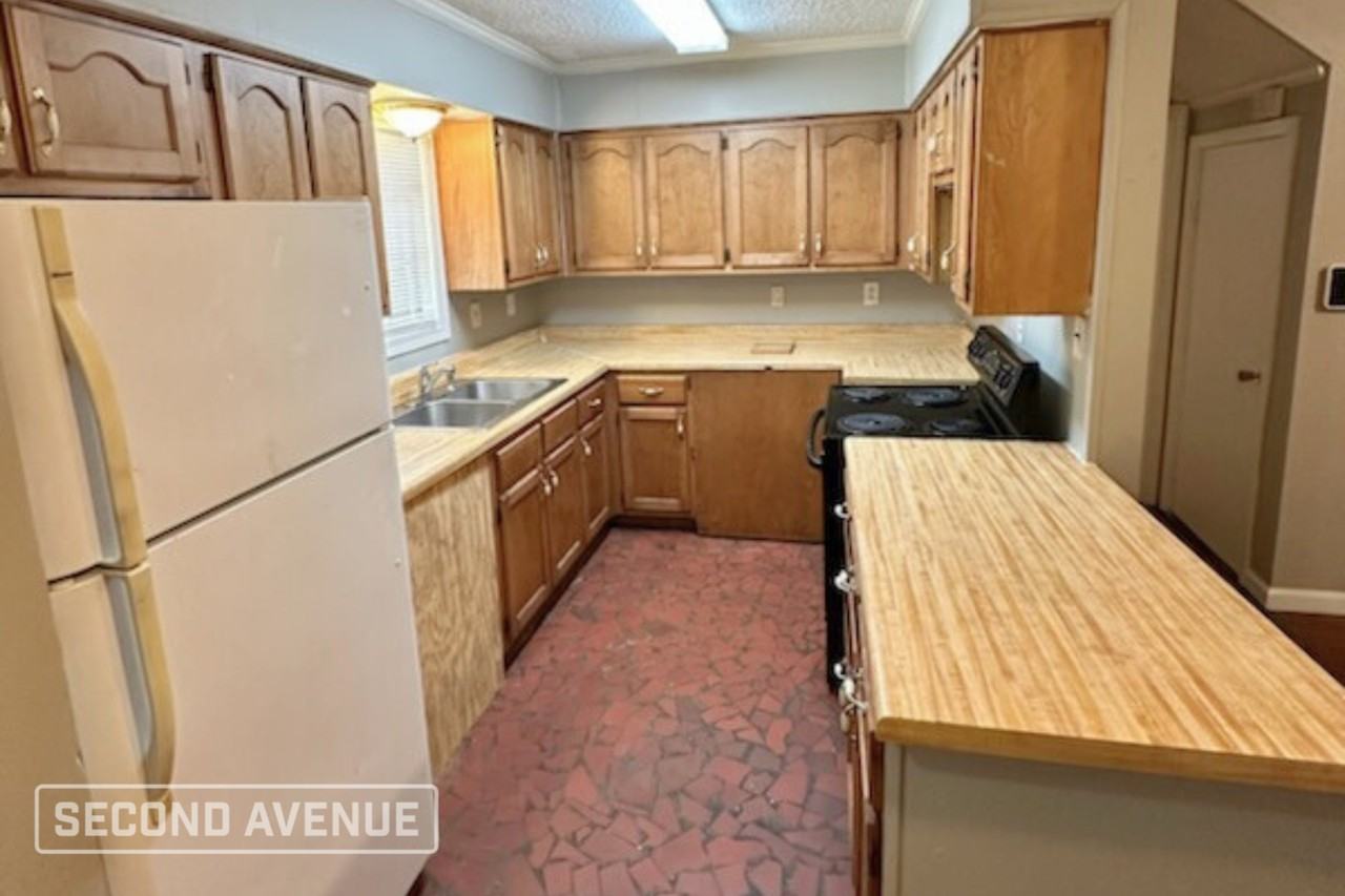 3533 Naylor Dr - Photo 3 of 16