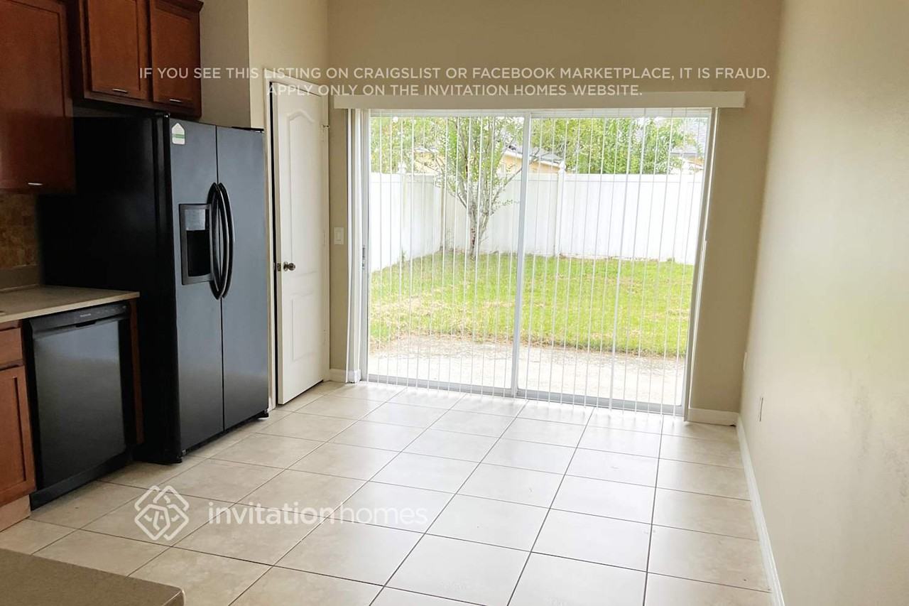 13161 Sapphire Falls Ln - Photo 5 of 15