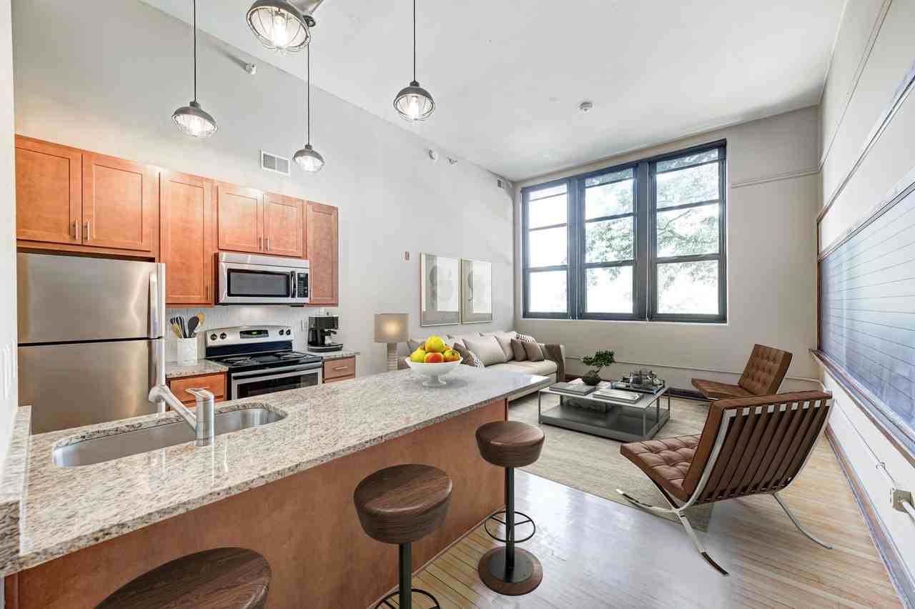 School 85 - Photo 5 of 15