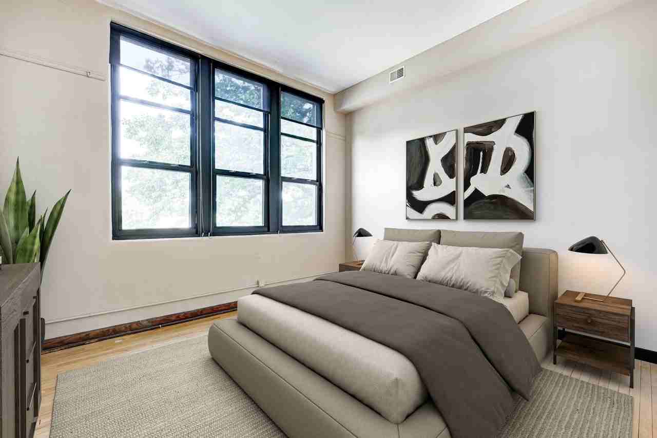 School 85 - Photo 6 of 15