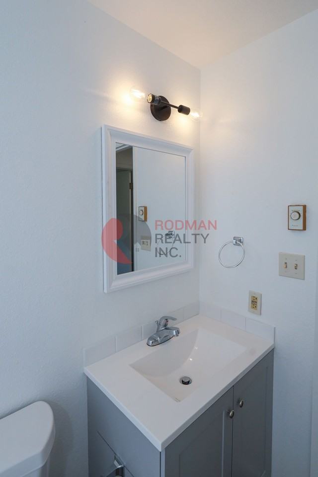 East Village Apartments - Photo 5 of 21