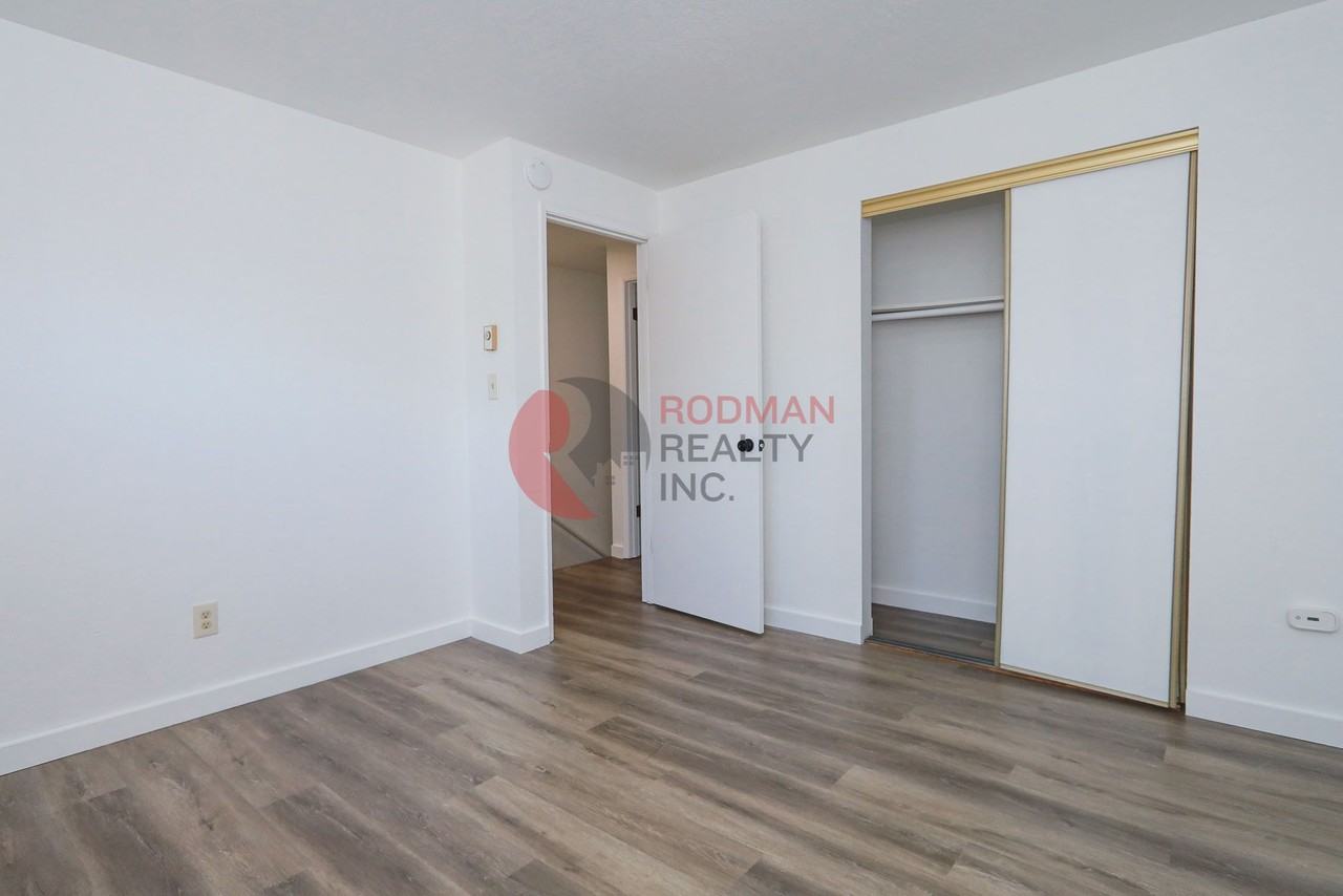 East Village Apartments - Photo 6 of 21