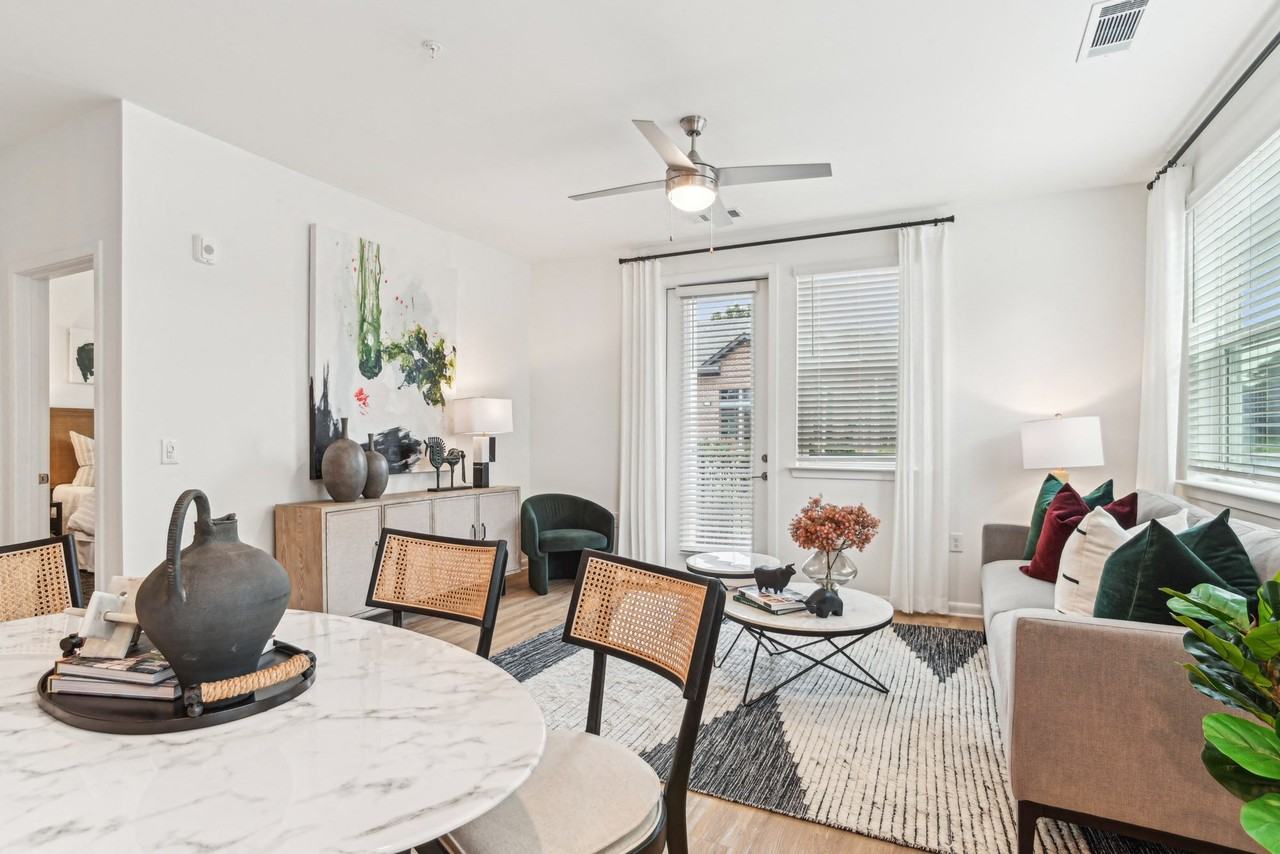 Allora Ashley Park - Photo 3 of 38