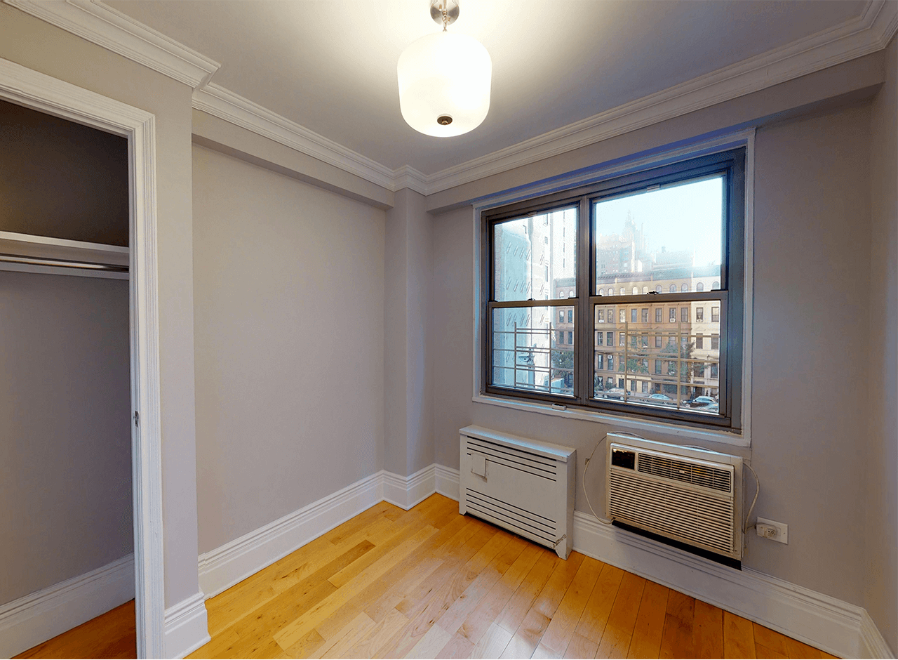 50 W 97th St #05H - Photo 5 of 9