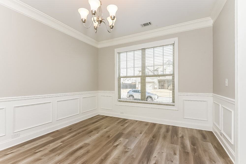 4640 Settlers Grove Rd - Photo 6 of 17