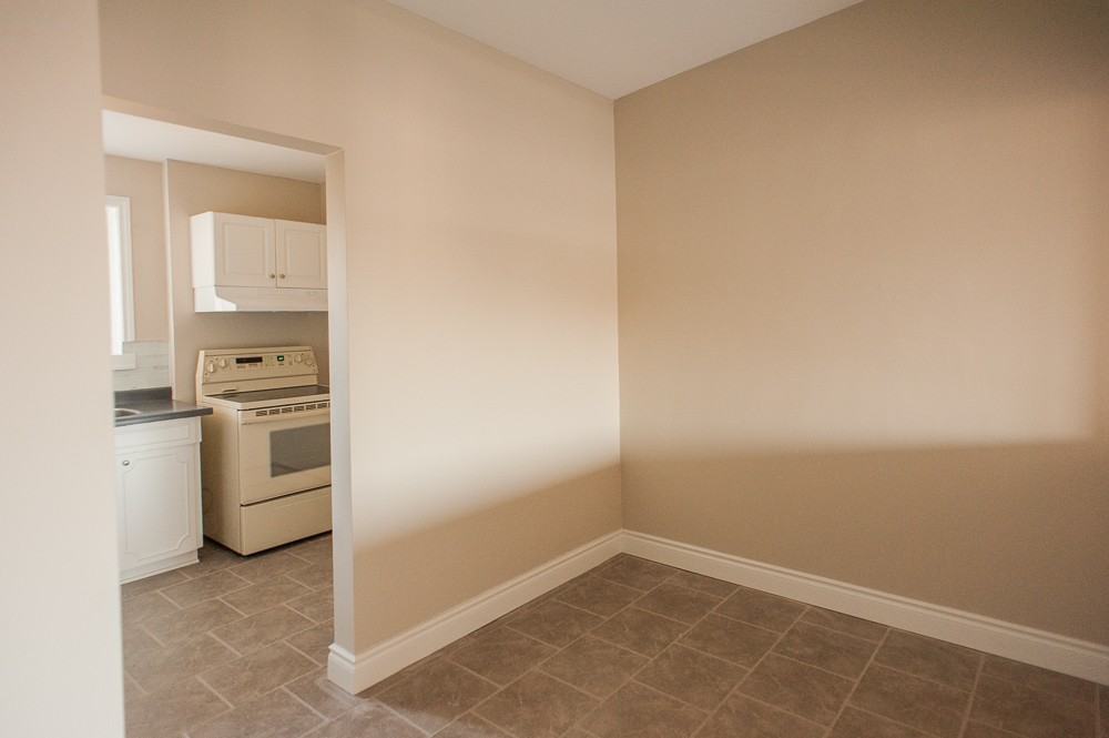 8650 Wyandotte Street East #34 - Photo 6 of 18